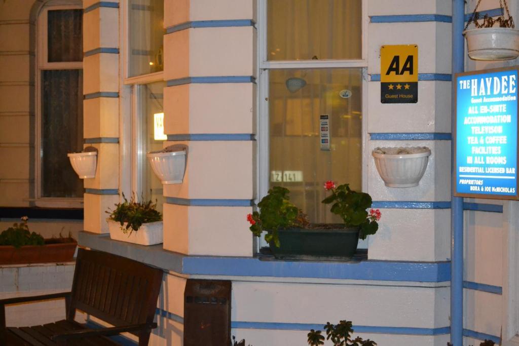 Haydee Guesthouse Грейт-Ярмут Экстерьер фото